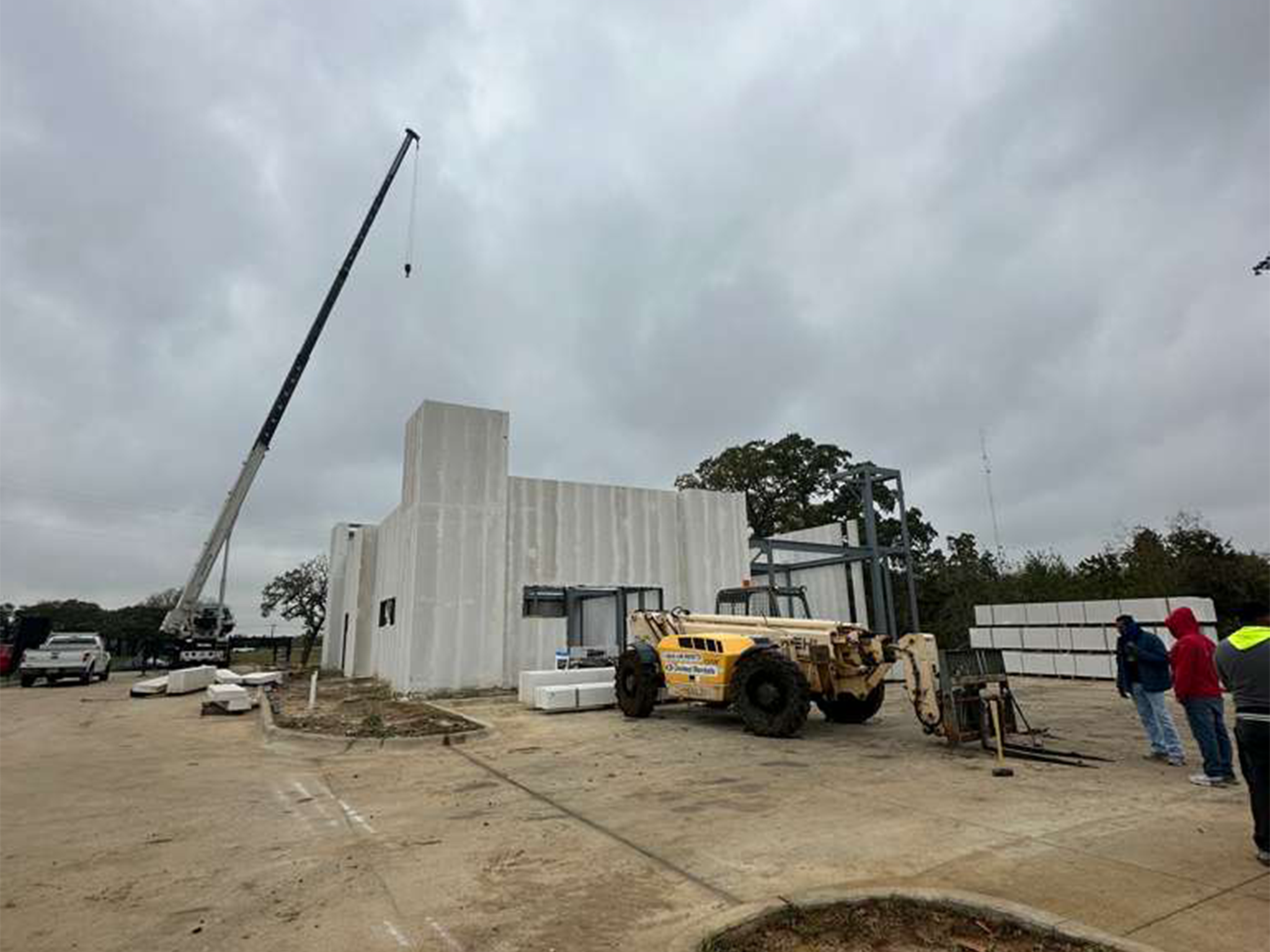 WhatsApp Image 2025-12-06 at 4.01.37 PM